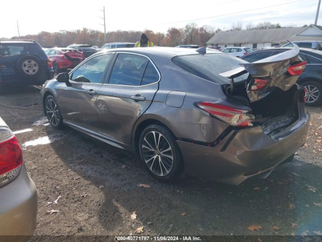 Photo 2 VIN: 4T1B11HK5KU223126 - TOYOTA CAMRY 