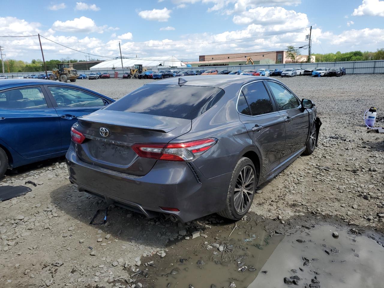 Photo 2 VIN: 4T1B11HK5KU228312 - TOYOTA CAMRY 