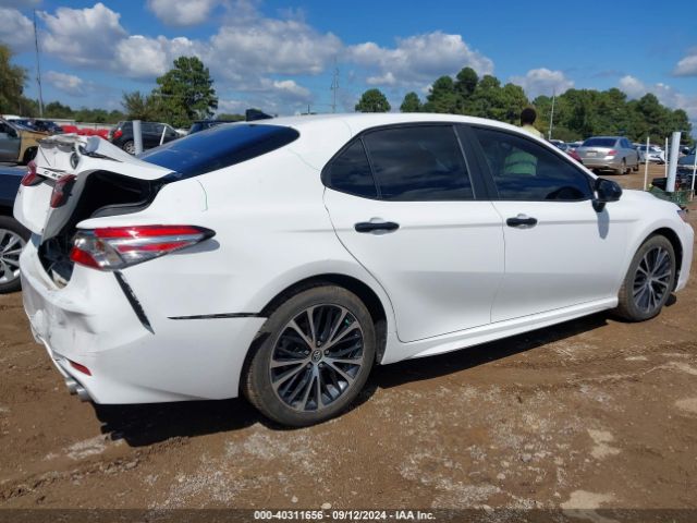 Photo 3 VIN: 4T1B11HK5KU298232 - TOYOTA CAMRY 