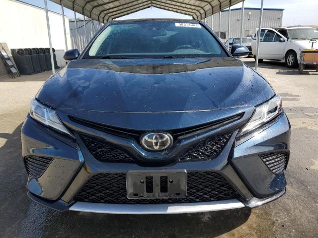 Photo 4 VIN: 4T1B11HK5KU704283 - TOYOTA CAMRY 