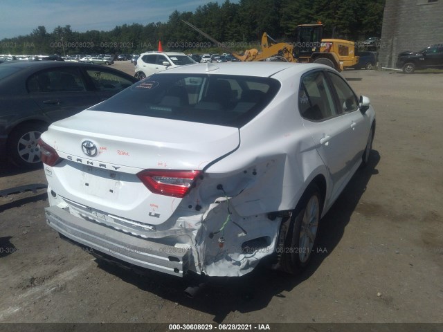 Photo 3 VIN: 4T1B11HK5KU718698 - TOYOTA CAMRY 