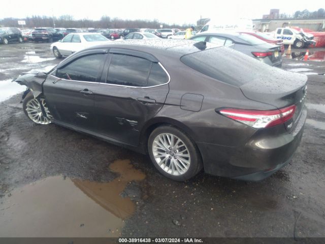 Photo 2 VIN: 4T1B11HK5KU719303 - TOYOTA CAMRY 