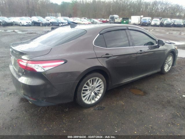 Photo 3 VIN: 4T1B11HK5KU719303 - TOYOTA CAMRY 