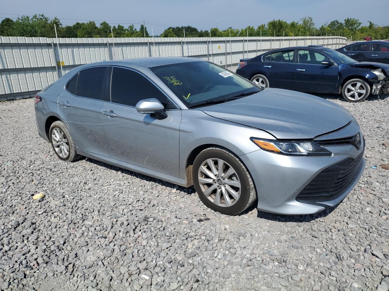 Photo 3 VIN: 4T1B11HK5KU732469 - TOYOTA CAMRY 