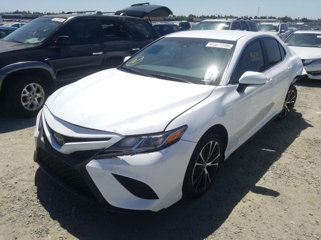 Photo 1 VIN: 4T1B11HK5KU761843 - TOYOTA CAMRY L 