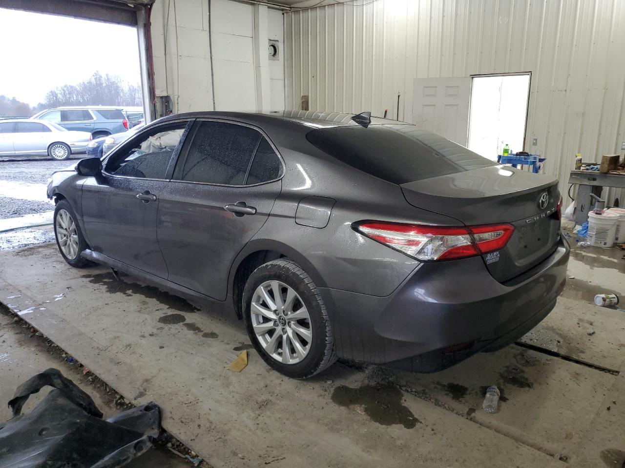 Photo 1 VIN: 4T1B11HK5KU788962 - TOYOTA CAMRY 