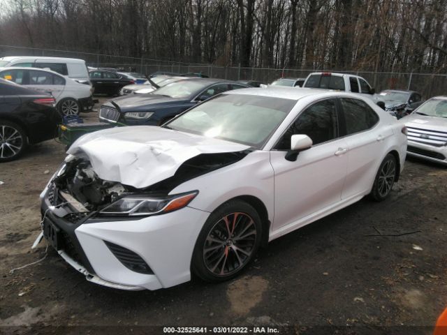 Photo 1 VIN: 4T1B11HK5KU801242 - TOYOTA CAMRY 