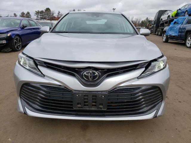 Photo 4 VIN: 4T1B11HK5KU811334 - TOYOTA CAMRY 