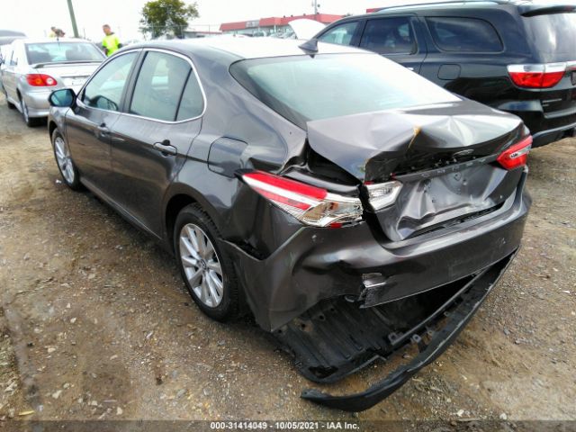 Photo 2 VIN: 4T1B11HK5KU812290 - TOYOTA CAMRY 