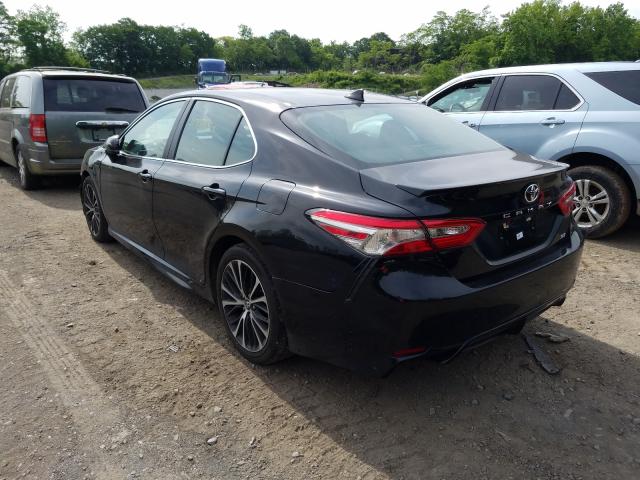 Photo 2 VIN: 4T1B11HK6JU021779 - TOYOTA CAMRY L 