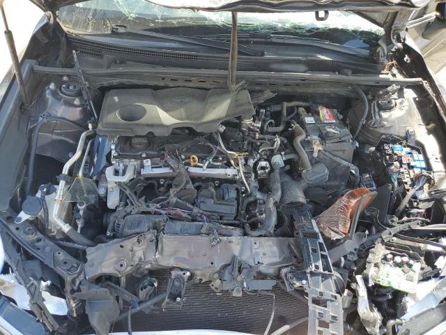 Photo 10 VIN: 4T1B11HK6JU029171 - TOYOTA CAMRY 