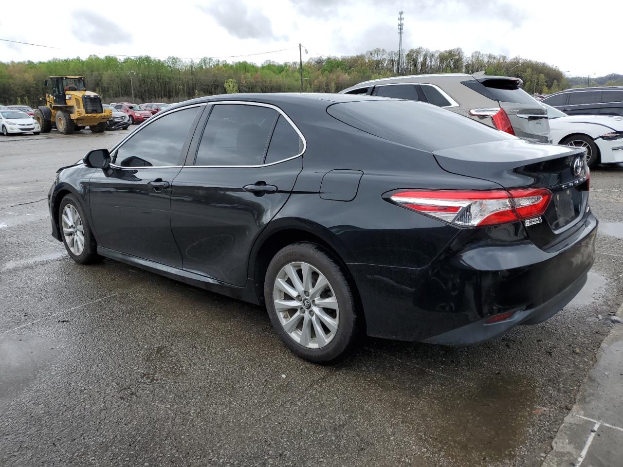 Photo 1 VIN: 4T1B11HK6JU036136 - TOYOTA CAMRY 