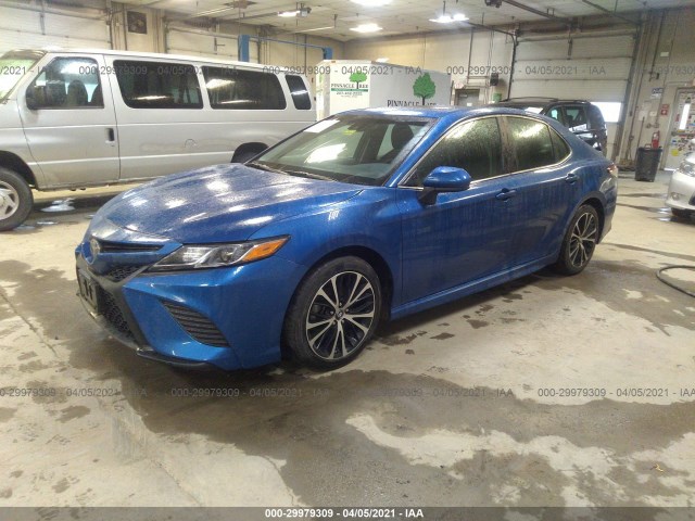 Photo 1 VIN: 4T1B11HK6JU048965 - TOYOTA CAMRY 