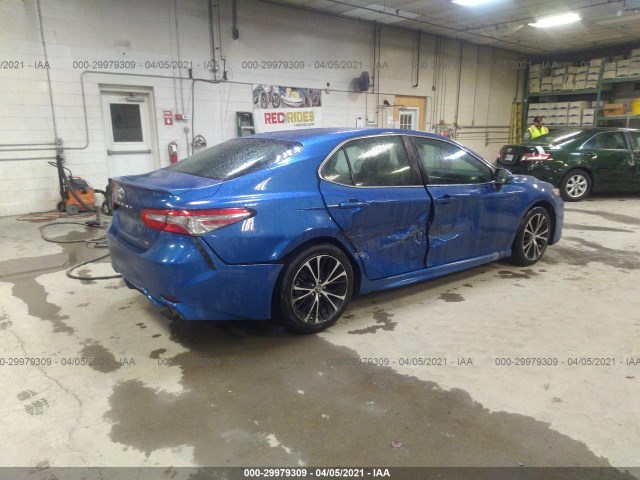 Photo 3 VIN: 4T1B11HK6JU048965 - TOYOTA CAMRY 