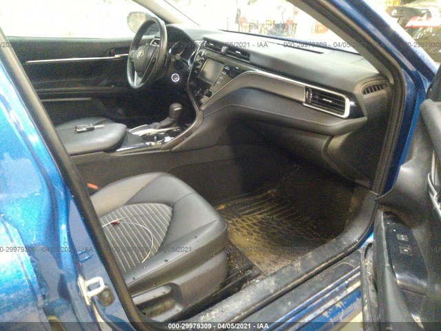 Photo 4 VIN: 4T1B11HK6JU048965 - TOYOTA CAMRY 