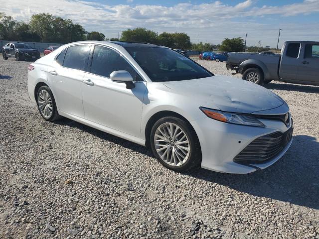 Photo 3 VIN: 4T1B11HK6JU049260 - TOYOTA CAMRY 