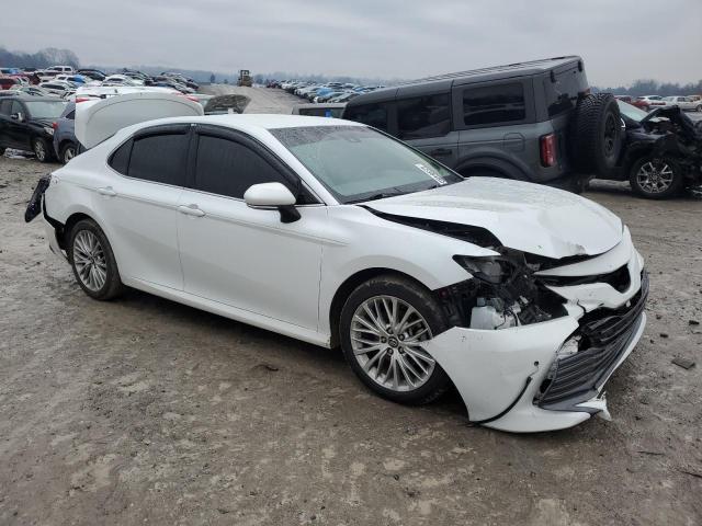 Photo 3 VIN: 4T1B11HK6JU056242 - TOYOTA CAMRY 