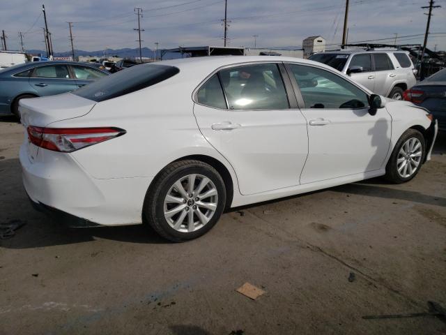 Photo 2 VIN: 4T1B11HK6JU056726 - TOYOTA CAMRY L 