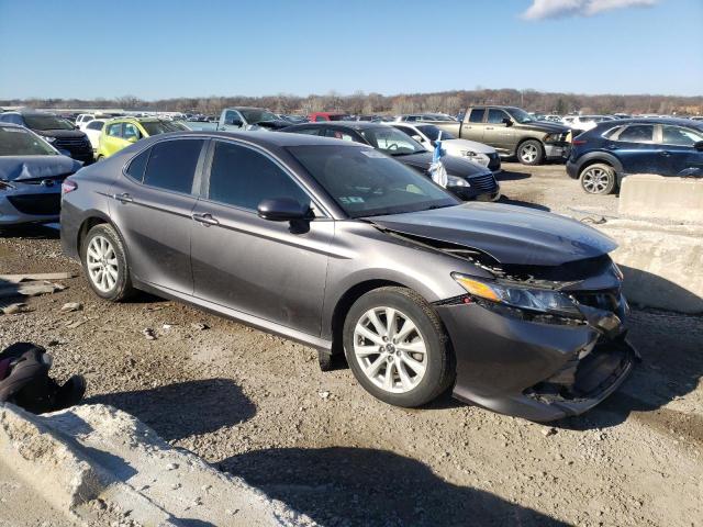 Photo 3 VIN: 4T1B11HK6JU060212 - TOYOTA CAMRY 