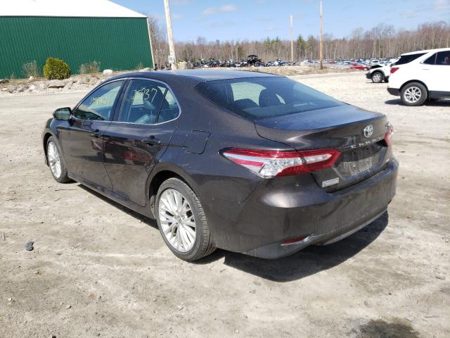 Photo 2 VIN: 4T1B11HK6JU069959 - TOYOTA CAMRY 