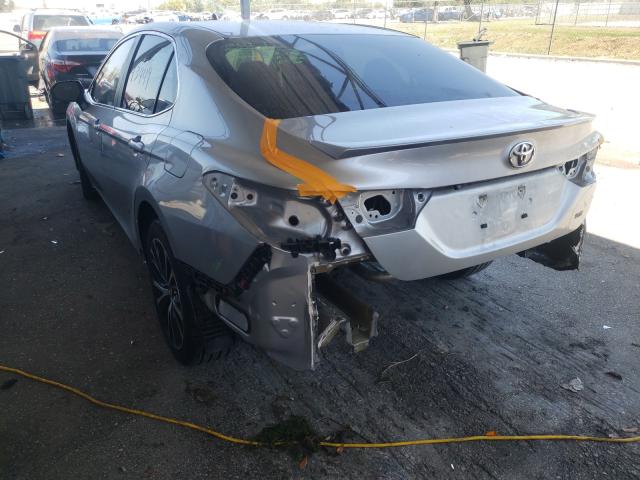 Photo 2 VIN: 4T1B11HK6JU074756 - TOYOTA CAMRY L 