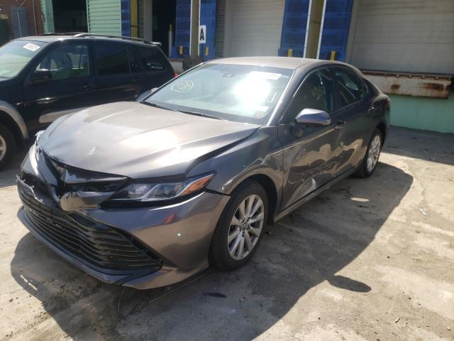 Photo 1 VIN: 4T1B11HK6JU081500 - TOYOTA CAMRY L 