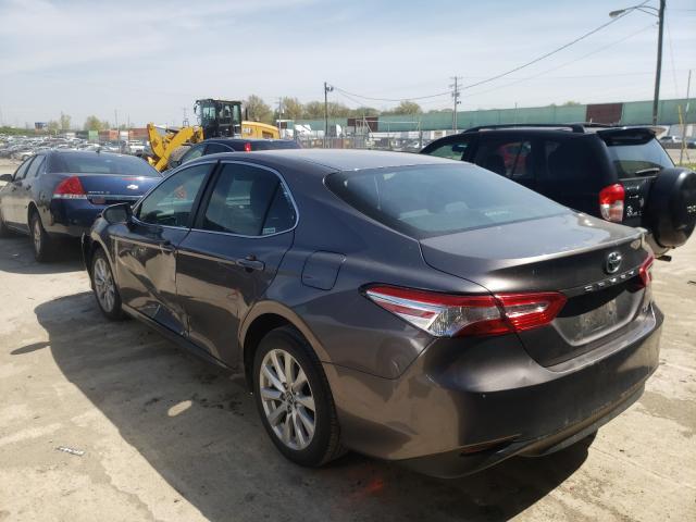 Photo 2 VIN: 4T1B11HK6JU081500 - TOYOTA CAMRY L 