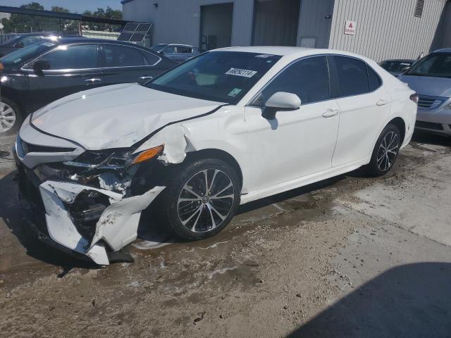 Photo 0 VIN: 4T1B11HK6JU082016 - TOYOTA CAMRY L 