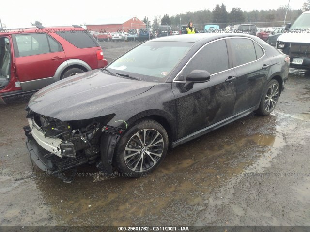 Photo 1 VIN: 4T1B11HK6JU090083 - TOYOTA CAMRY 