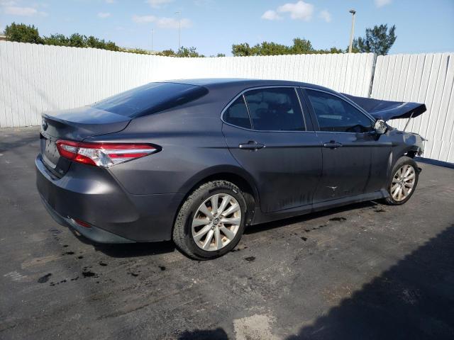 Photo 2 VIN: 4T1B11HK6JU103916 - TOYOTA CAMRY 