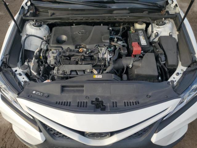 Photo 10 VIN: 4T1B11HK6JU104936 - TOYOTA CAMRY 