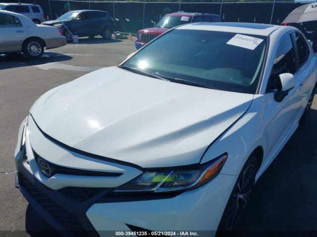 Photo 5 VIN: 4T1B11HK6JU110428 - TOYOTA CAMRY 