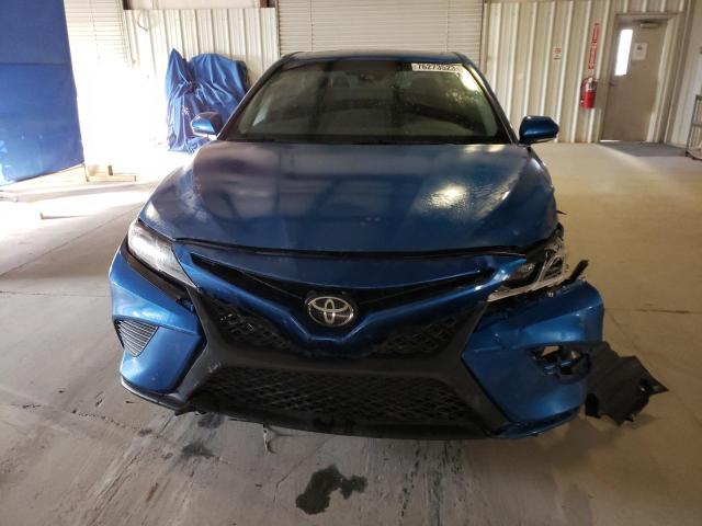 Photo 4 VIN: 4T1B11HK6JU117301 - TOYOTA CAMRY 