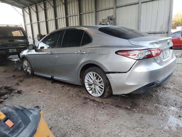 Photo 1 VIN: 4T1B11HK6JU118335 - TOYOTA CAMRY L 