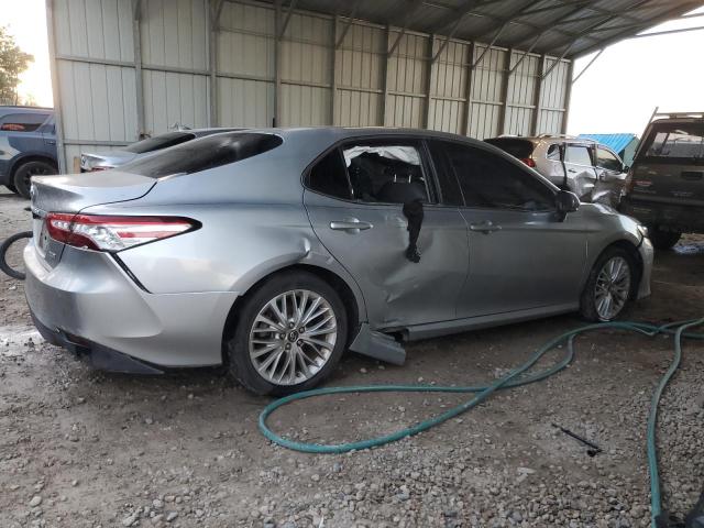 Photo 2 VIN: 4T1B11HK6JU118335 - TOYOTA CAMRY L 