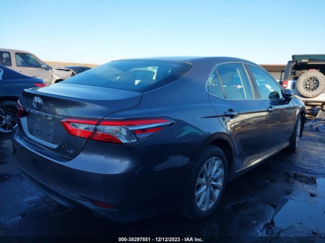 Photo 3 VIN: 4T1B11HK6JU126001 - TOYOTA CAMRY 