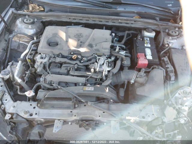 Photo 9 VIN: 4T1B11HK6JU126001 - TOYOTA CAMRY 