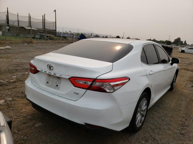 Photo 3 VIN: 4T1B11HK6JU126502 - TOYOTA CAMRY L 