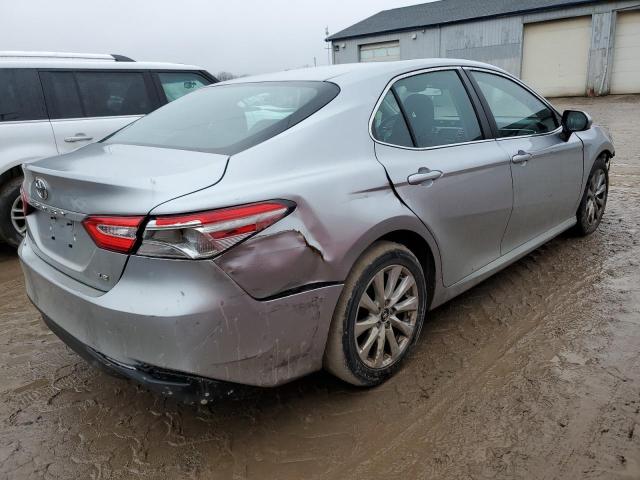 Photo 2 VIN: 4T1B11HK6JU126838 - TOYOTA CAMRY 