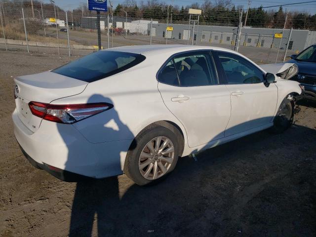 Photo 2 VIN: 4T1B11HK6JU508433 - TOYOTA CAMRY L 