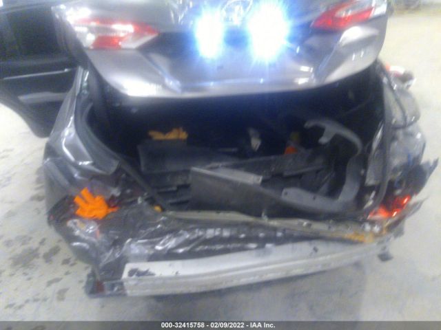 Photo 5 VIN: 4T1B11HK6JU528861 - TOYOTA CAMRY 