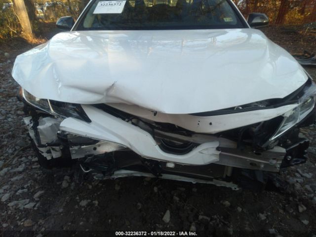 Photo 5 VIN: 4T1B11HK6JU532277 - TOYOTA CAMRY 