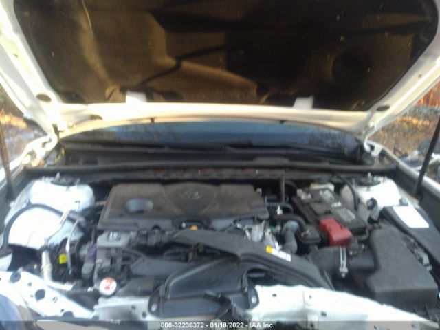 Photo 9 VIN: 4T1B11HK6JU532277 - TOYOTA CAMRY 