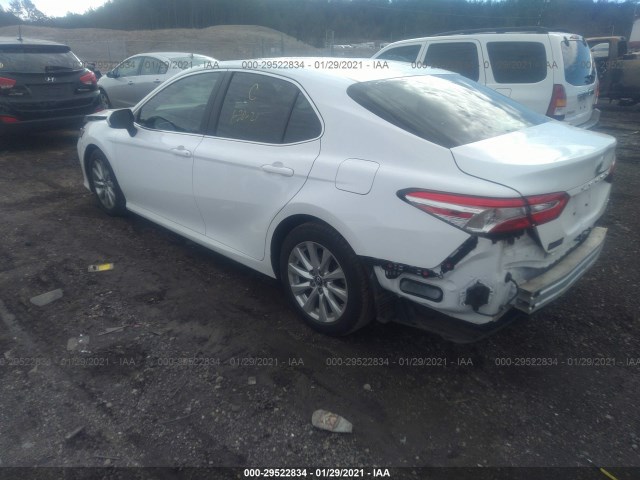 Photo 2 VIN: 4T1B11HK6JU546938 - TOYOTA CAMRY 