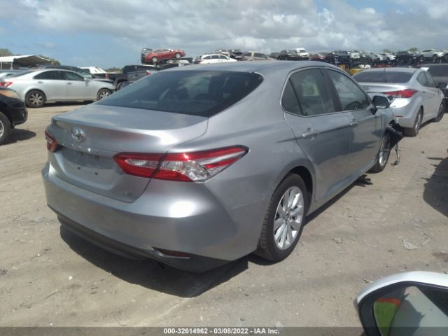 Photo 3 VIN: 4T1B11HK6JU548401 - TOYOTA CAMRY 