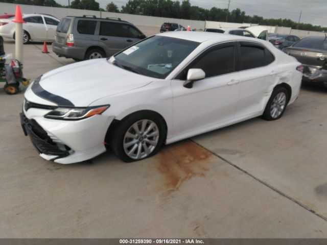 Photo 1 VIN: 4T1B11HK6JU553842 - TOYOTA CAMRY 