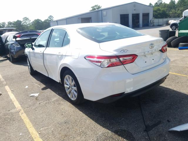 Photo 2 VIN: 4T1B11HK6JU574139 - TOYOTA CAMRY L 