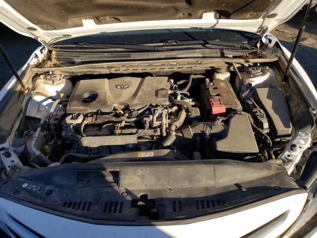 Photo 10 VIN: 4T1B11HK6JU577011 - TOYOTA CAMRY 