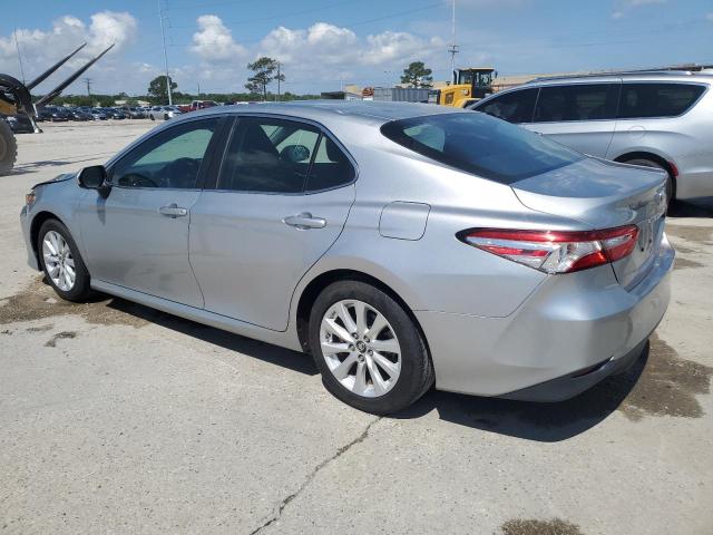 Photo 1 VIN: 4T1B11HK6JU590647 - TOYOTA CAMRY 