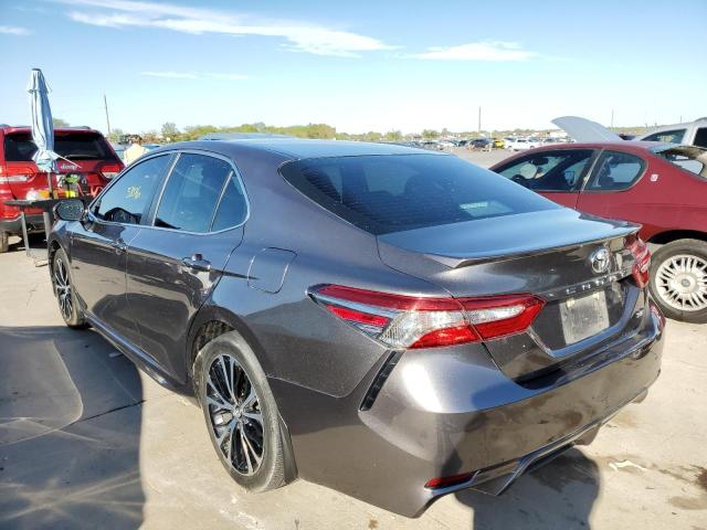 Photo 2 VIN: 4T1B11HK6JU590843 - TOYOTA CAMRY L 